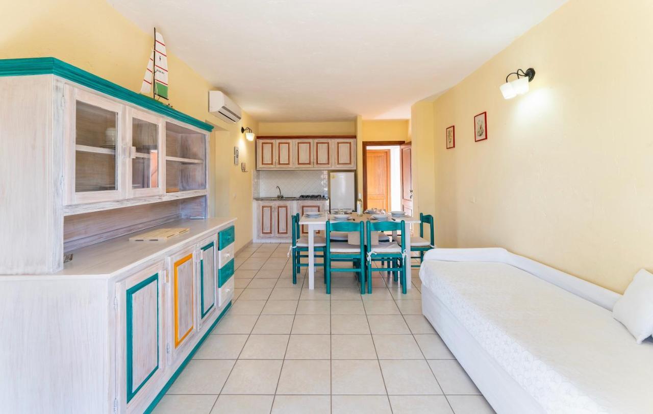 Residence A Golfo Di Marinella A 450 Mt Dal Mare Екстер'єр фото