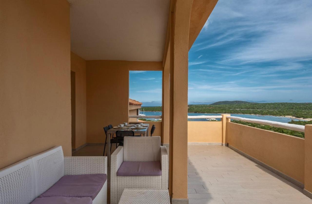 Residence A Golfo Di Marinella A 450 Mt Dal Mare Екстер'єр фото