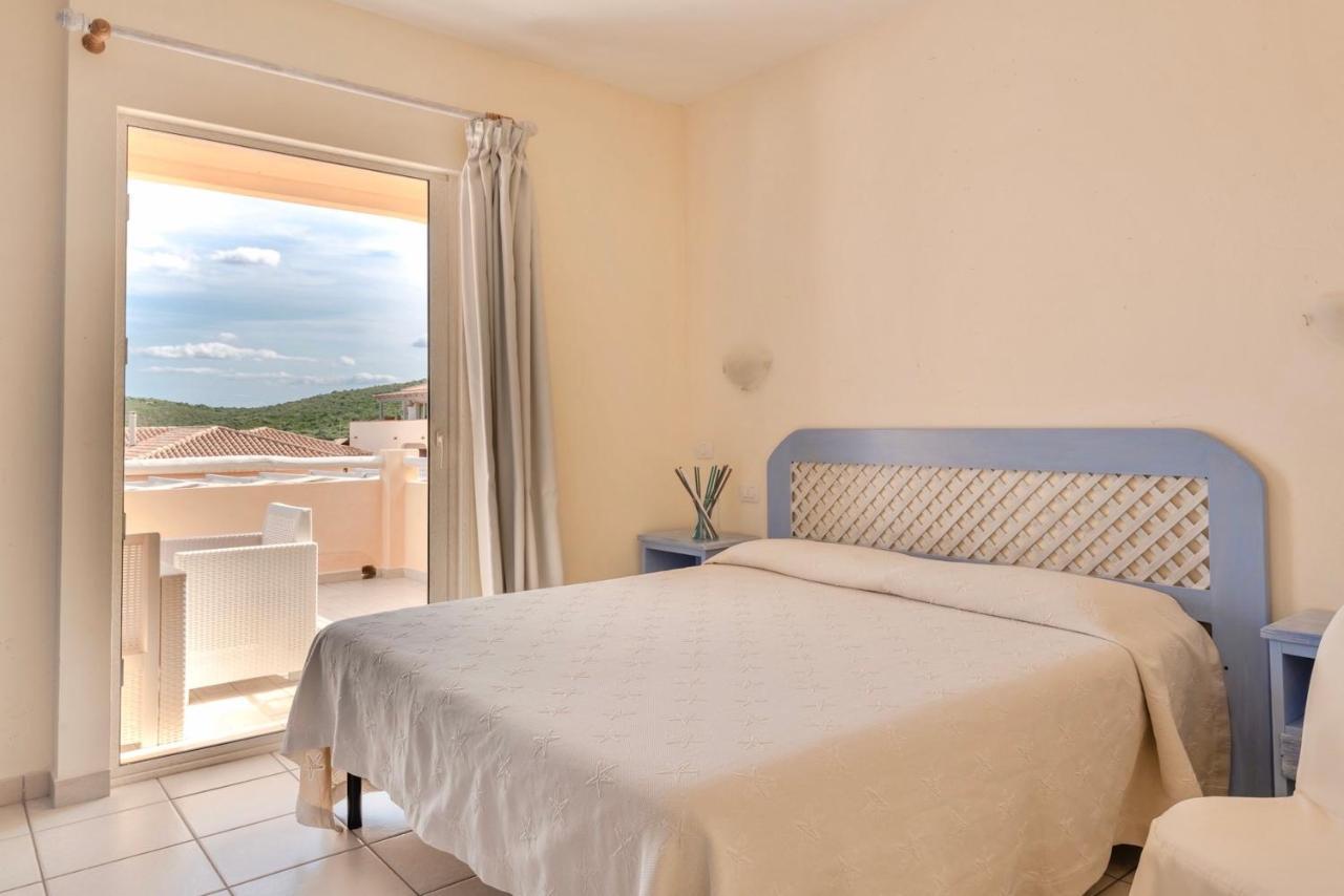 Residence A Golfo Di Marinella A 450 Mt Dal Mare Екстер'єр фото